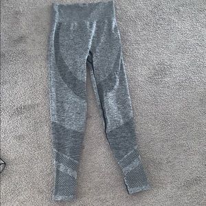 PINK SEAMLESS LEGGING